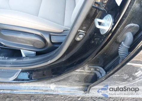 2020 Hyundai Elantra Sel z USA, uszkodzony, nr VIN KMHD84LF4LU955944